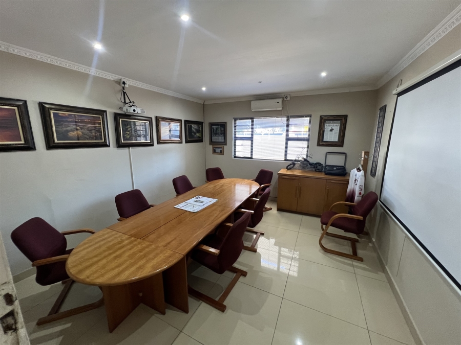 Commercial Property for Sale in Vincent Eastern Cape